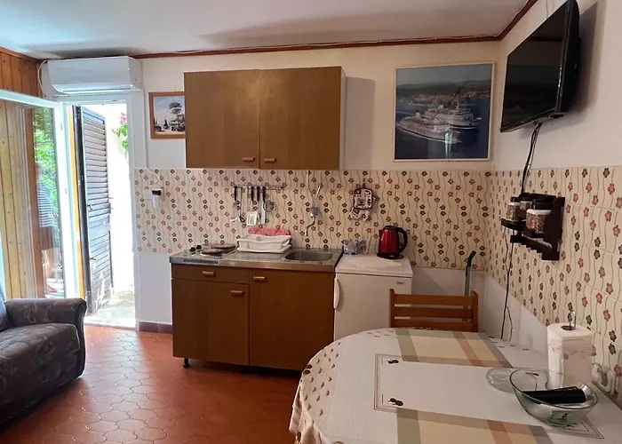 By The Sea Racisce, Korcula - 4359 *